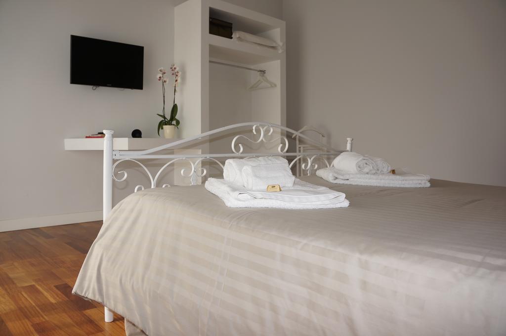 Lullymia Bed & Breakfast Crotone Room photo