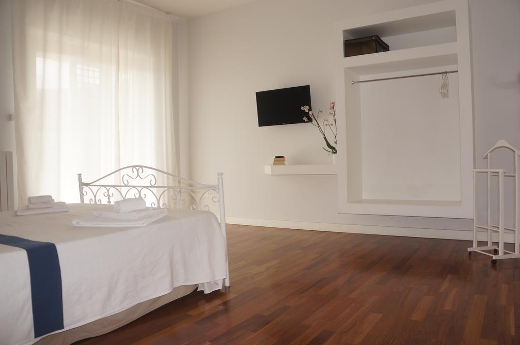 Lullymia Bed & Breakfast Crotone Exterior photo